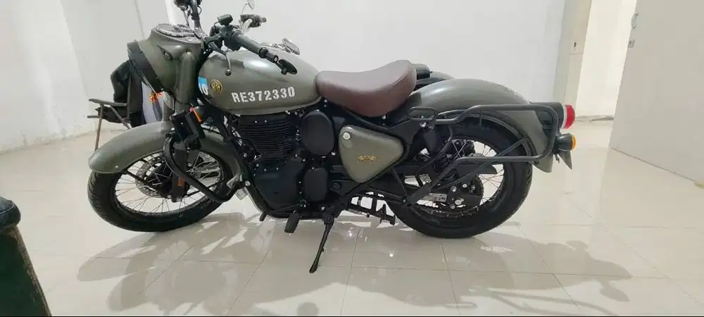 Royal Enfield 350 hijau