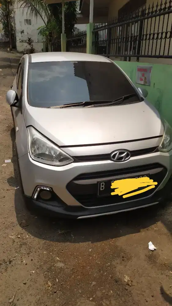 Dijual Cepat Hyundai i10X Tahun 2016 Bensin MT