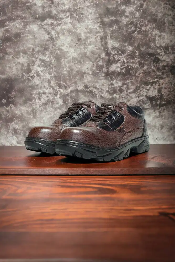 Penawaran terbatas Sepatu safety full leather Prabumulih
