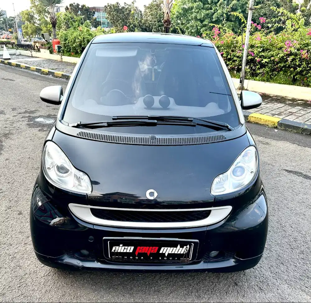Smart Fortwo Passion 1.0 Hybrid Automatic 2010 Coupe BERGARANSI