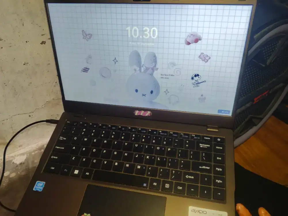 DIJUAL LAPTOP AXIOO HYPE 10 RAM 8/256