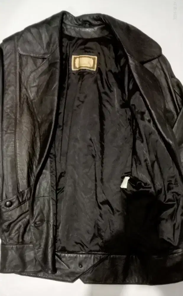 Jaket kulit asli