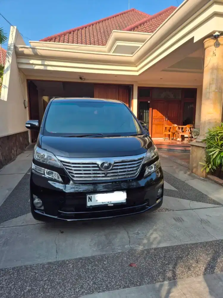 Dijual Vellvire 2011 Premium Sound