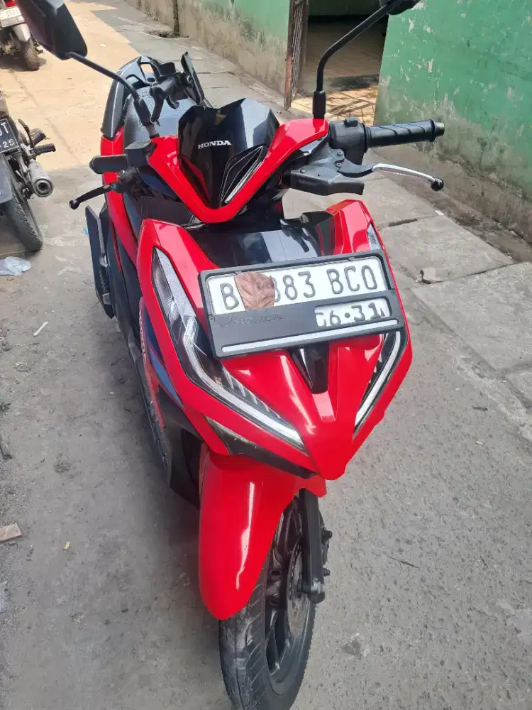 Vario 125 CBS (red) 2021