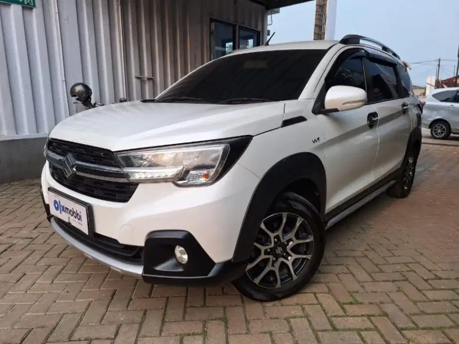 DP Murah Suzuki XL7 Like New 1.5 Beta Bensin-MT 2022