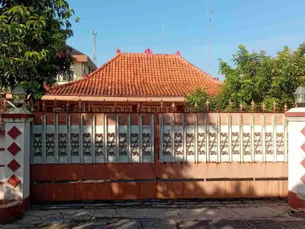 rumah joglo Limasan kost dan ruko strategis tepi jalan gemolong Sragen