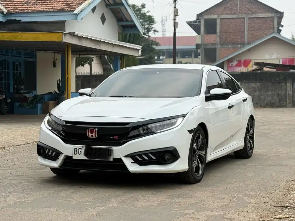 ANTIK KEREN HONDS CIVIC SEDAN ES MATIC 2018 Full peredam