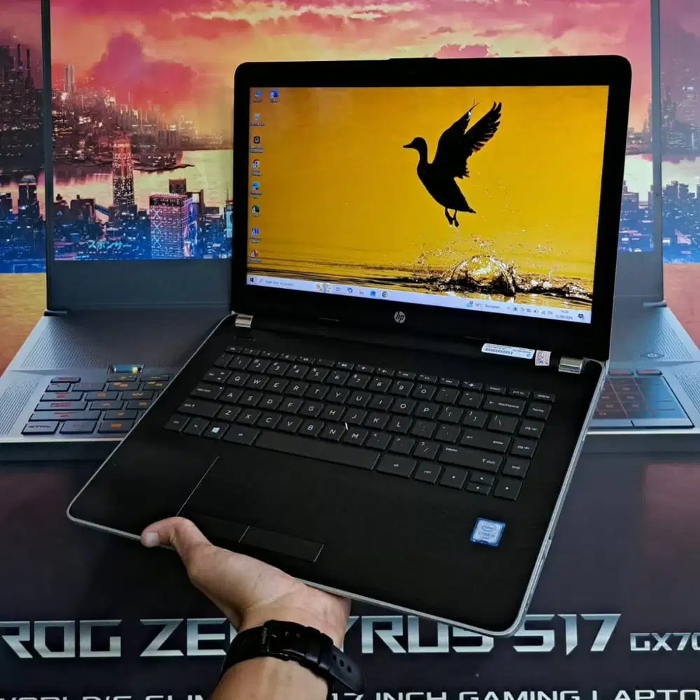 Hp 14-bs740TU intel core i3-6006U RAM 8GB SSD 256GB
