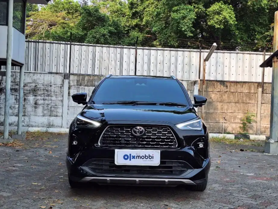 KM Rendah - Toyota Yaris Cross 1.5 S GR TSS Bensin-AT 2023