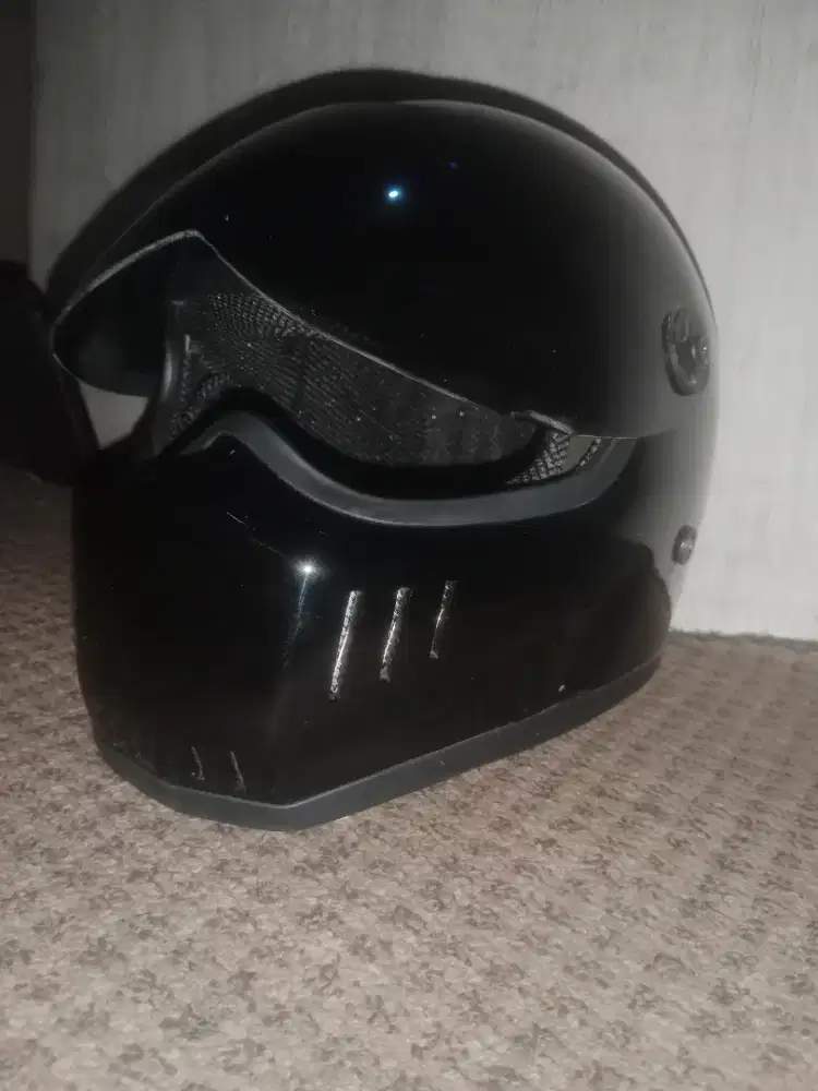 Helm clasic bandit
