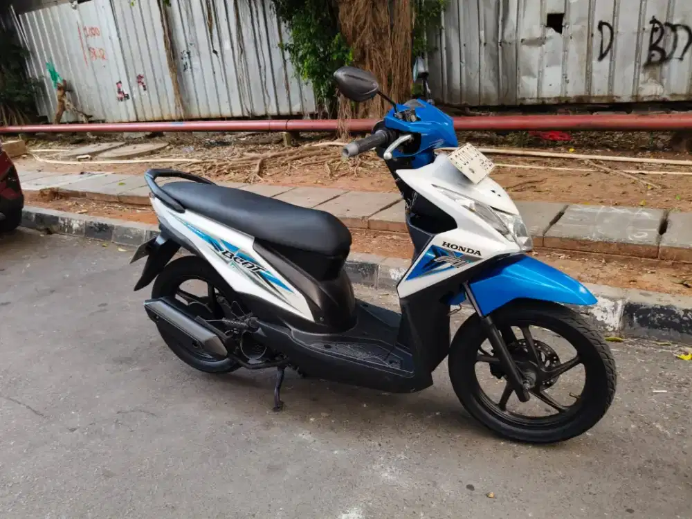 Honda Beat 110cc PGM-FI Tahun 2013