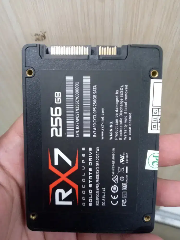 Jual SSD 256GB Udah ada Isi Windows 10 Siap Pakai No Minus