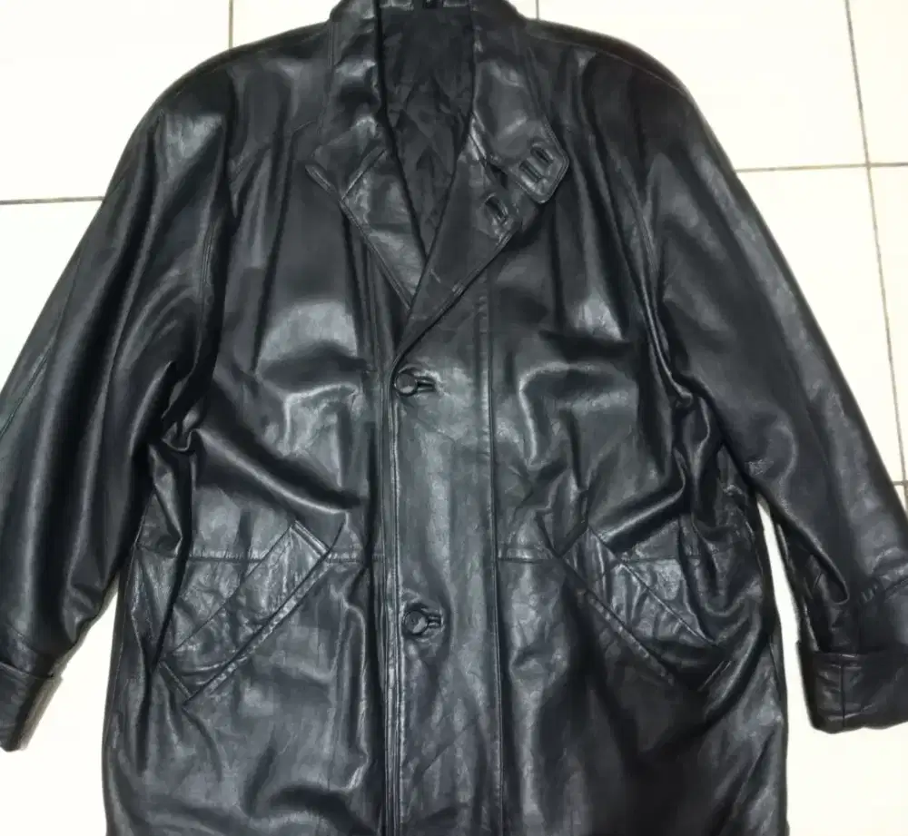 Jaket kulit asli