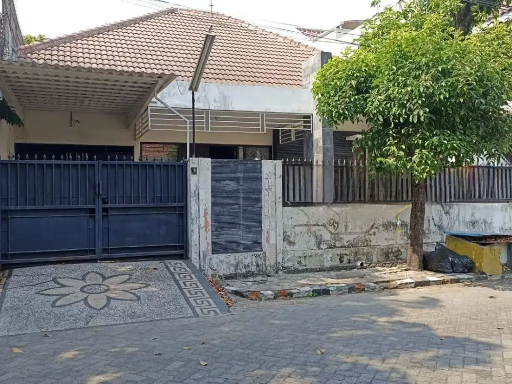 RUMAH MANYAR KARTIKA