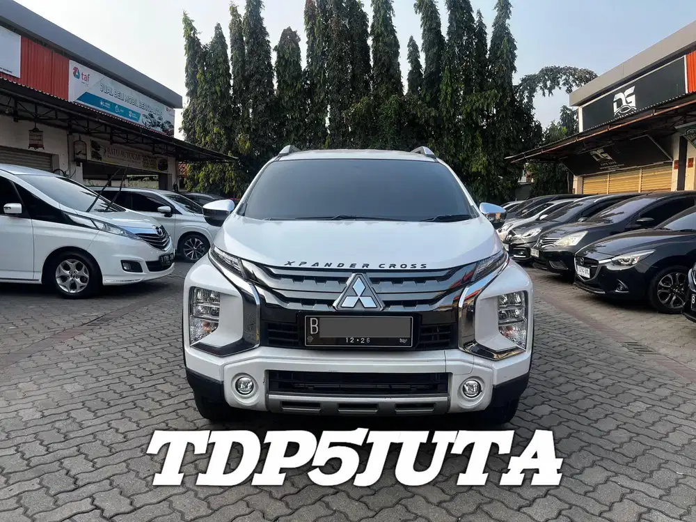 MITSUBISHI XPANDER CROSS AT 2021 PREMIUM Like new