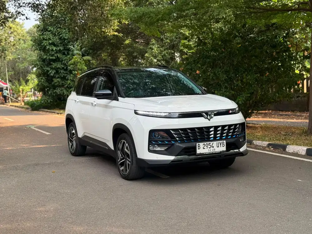 Wuling Almaz RS PRO Hybrid 7 seater 2023