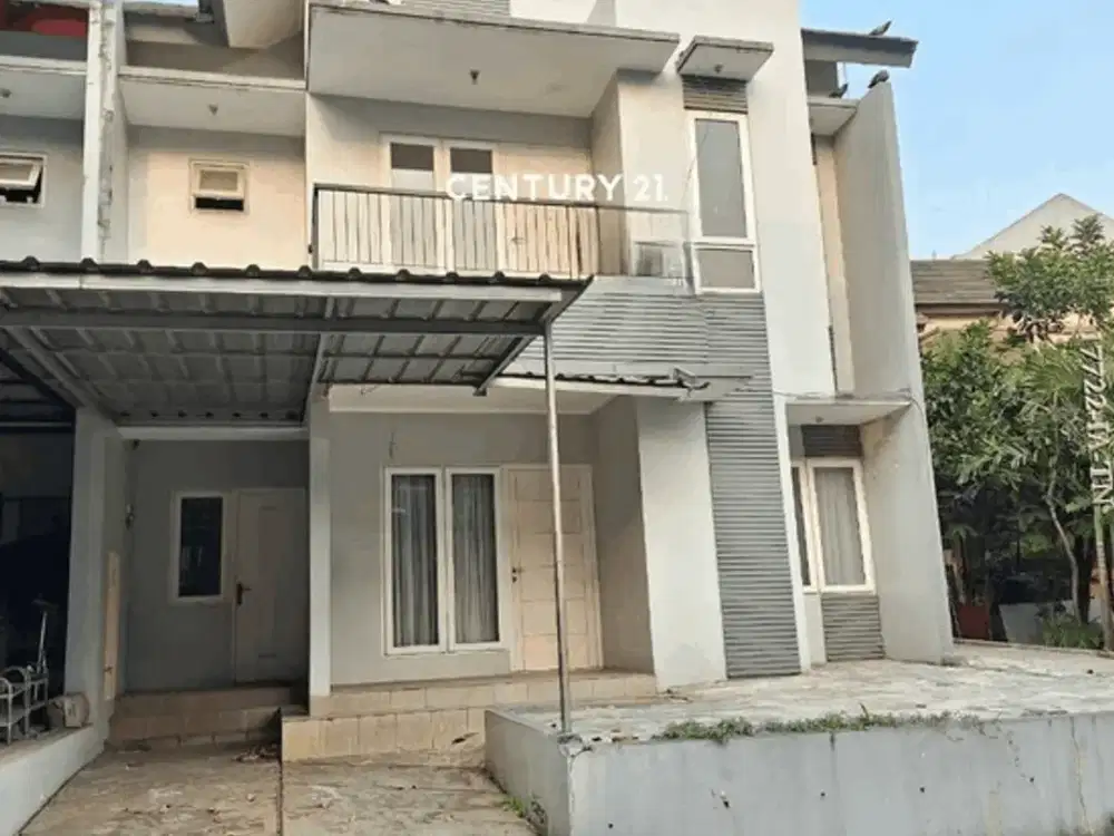 Disewakan Rumah Hoek Strategis Lingkungan Nyaman Di Cluster