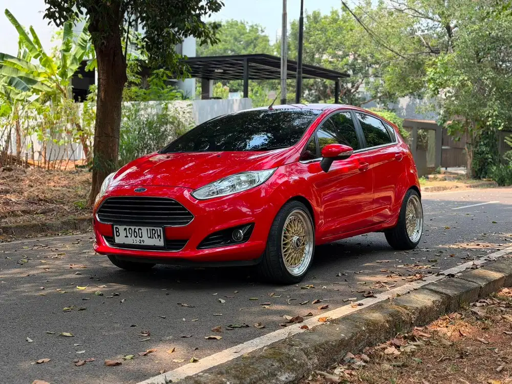 Ford Fiesta 1.5 S 2014 Automatic Low KM