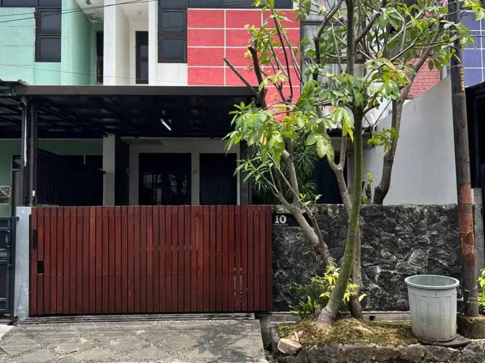 DIJUAL RUMAH 2 LANTAI DI PURI DAGO ARCAMANIK BANDUNG