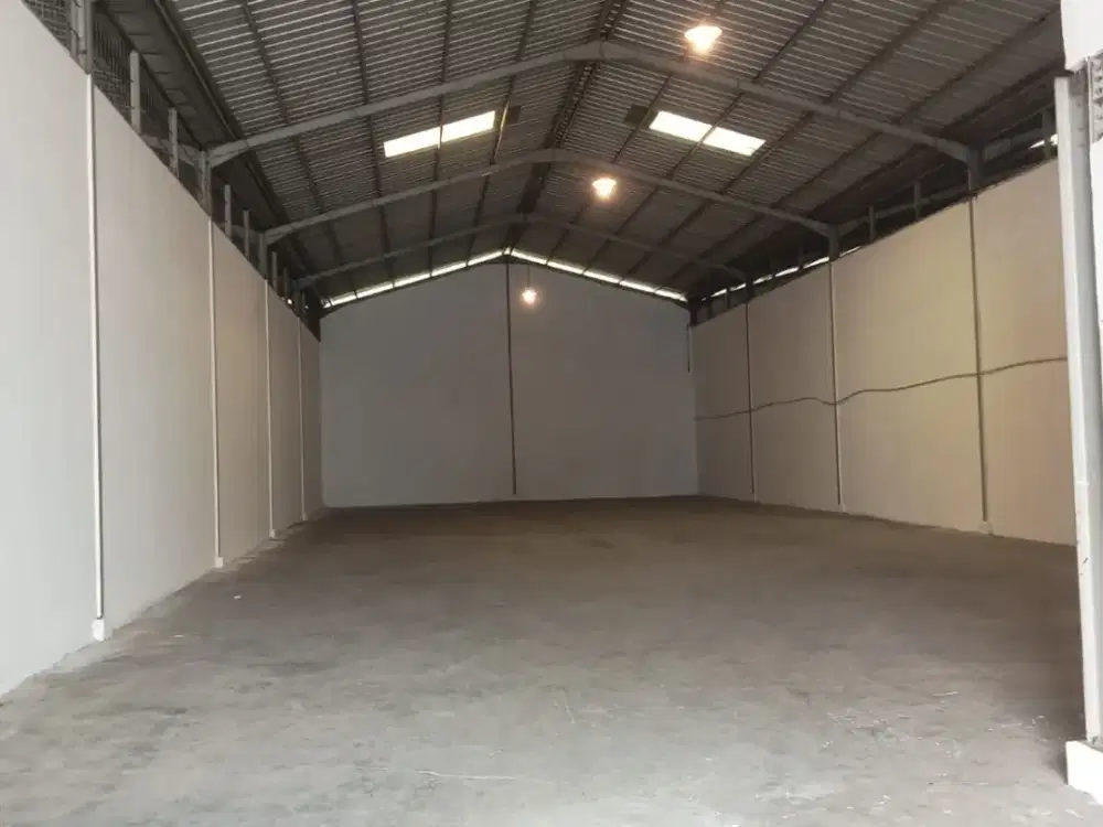 Disewakan Gudang Legok, LT 432 m², Ukuran 12x26 m, Listrik 2.000W, Ready, Rp 270 Jt/Tahun