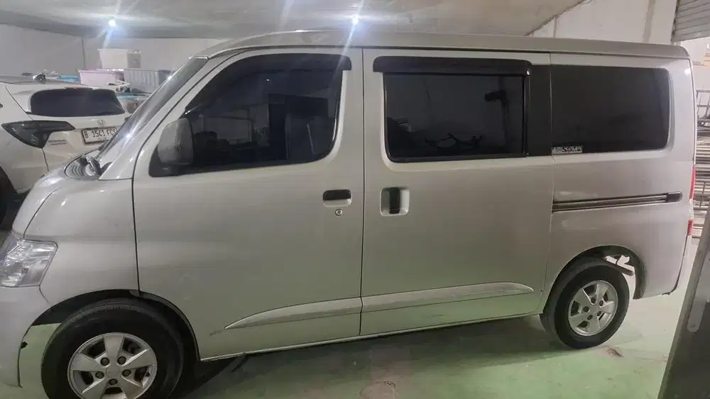 Daihatsu Grandmax Silver thn 2015