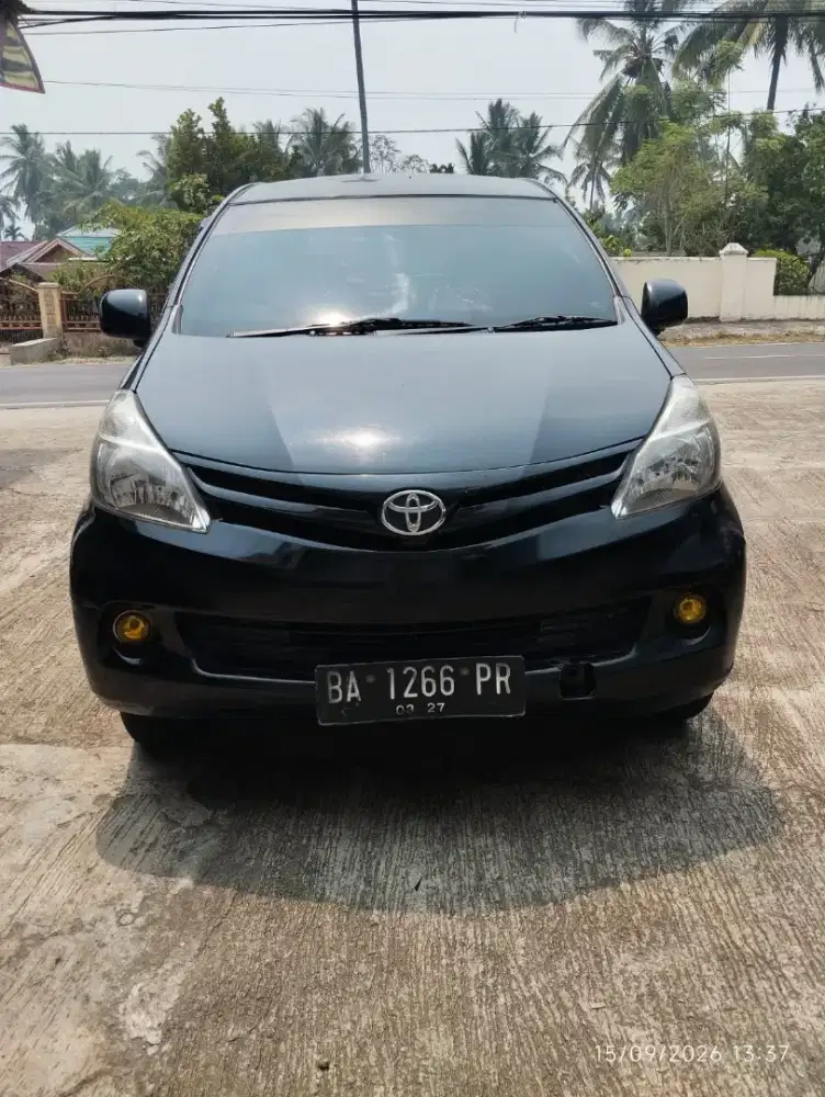 Jual mobil seken