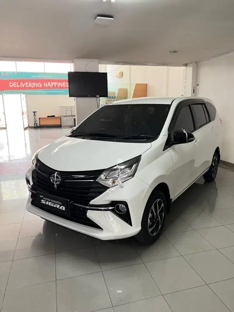 Sigra 1.2 R MT MC