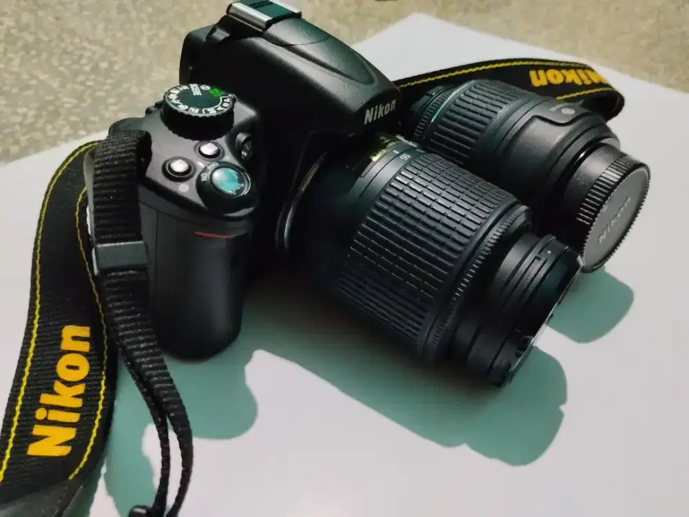 Jual kamera Nikon D5000