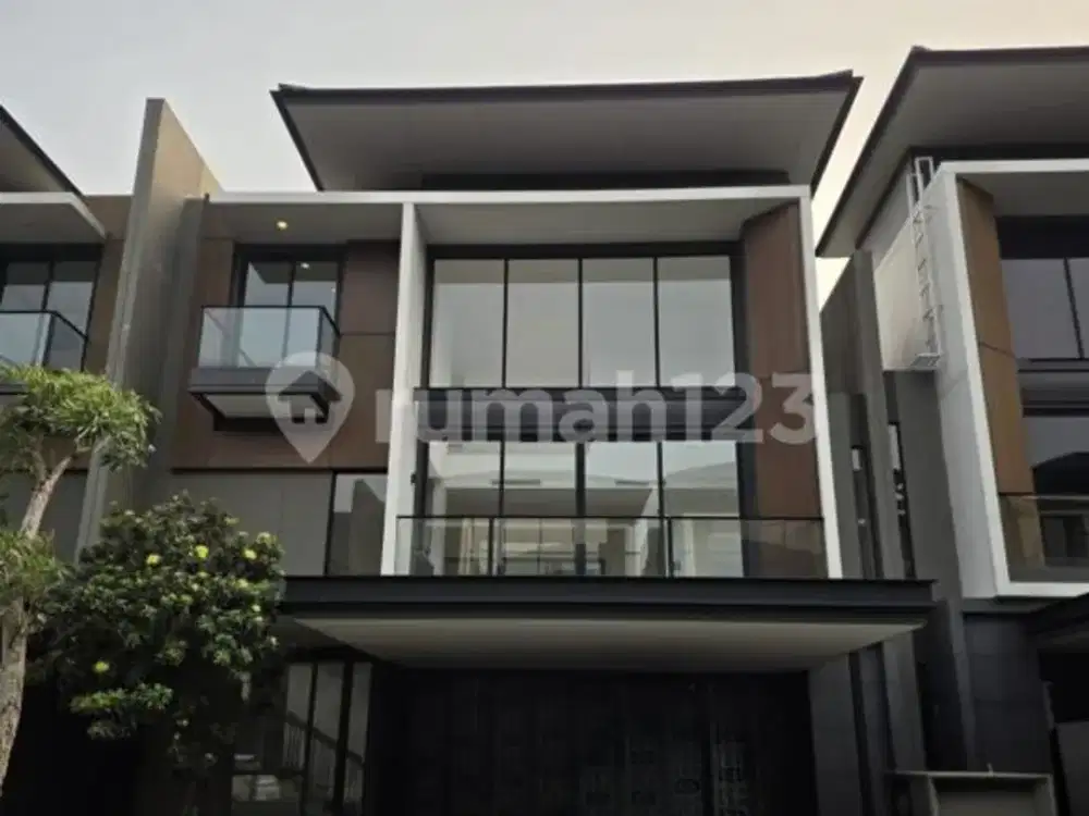 Dijual Rumah Bebas Banjir di Cluster Laurel Navapark