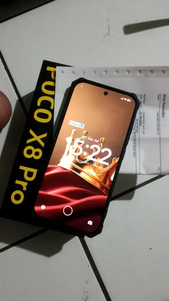 Jual handphone Poco x8 pro 8/ 256GB baru satu minggu