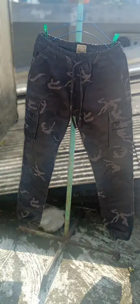 Jual Celana Phillips Works Cargo Jogger Camo Grey Original