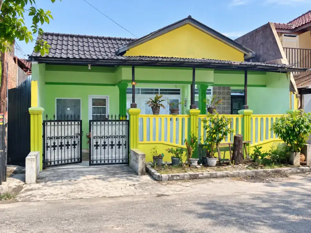 Dijual Rumah Terawat Dekat Kampus Tengah Kota Di Dukuh Kupang Surabaya