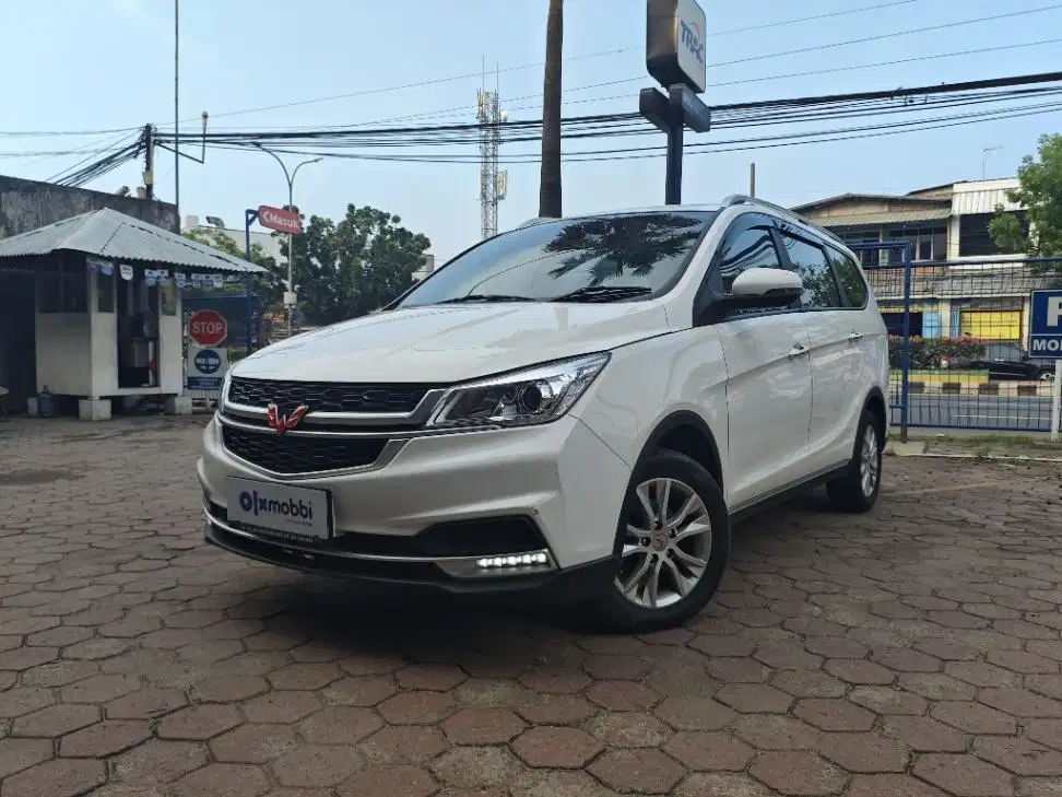 DP MURAH Wuling Cortez 1.5S T Lux Bensin-AT 2022 Putih CWIMB