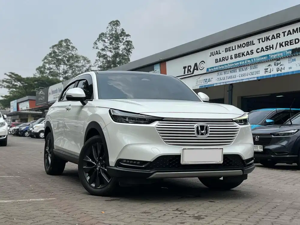 DP 45Jt // 2023 HONDA NEW HRV 1.5 SE AT