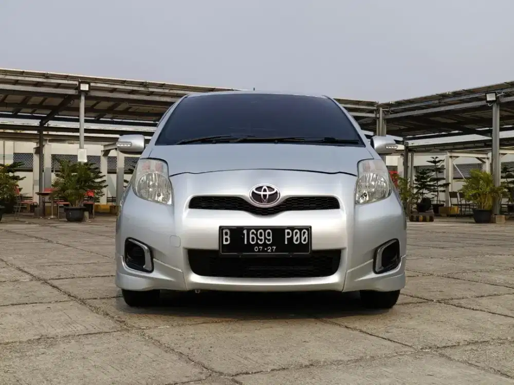 TOYOTA YARIS E 1.5 AT 2012/PAJAK 7-2027/KM127RB