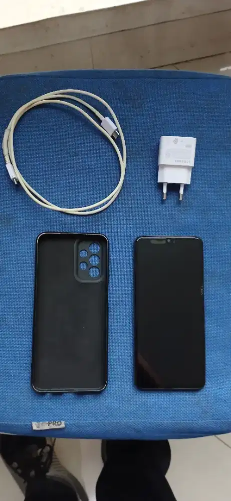 Samsung a23 6/128 segel