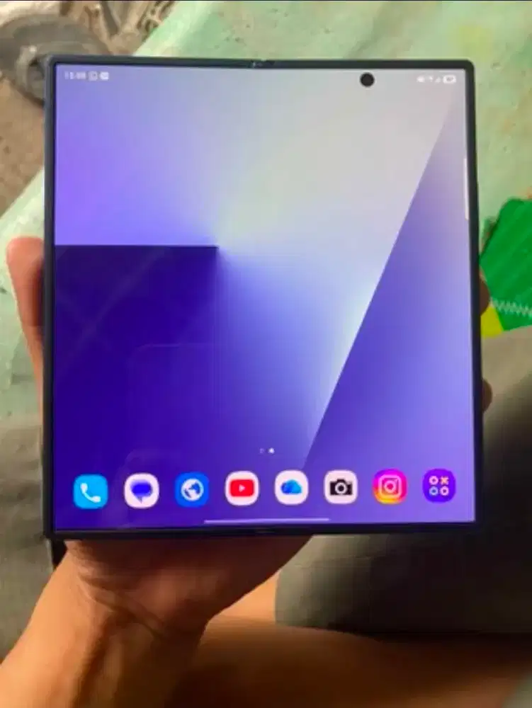 Samsung Z fold 7 12/512 gb