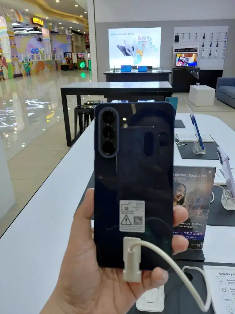 SAMSUNG GALAXY A57
