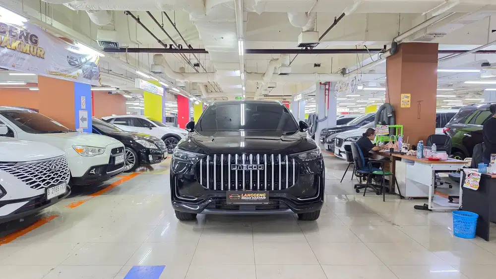 Jaecoo J8 Awd 2025 Bensin Hitam