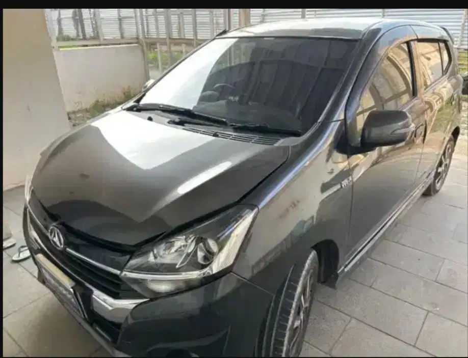 Daihatsu Ayla 1.2 R Deluxe Bensin-AT 2018