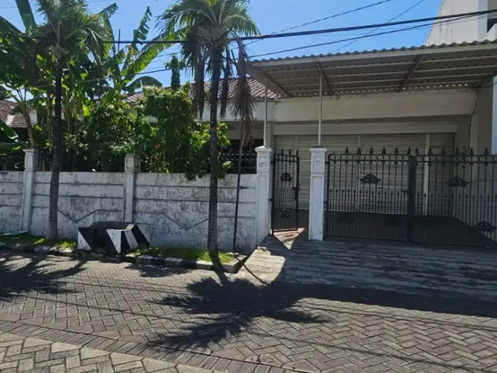 EMA443 DIJUAL RUMAH LUAS NYAMAN STRATEGIS SHM DI SATELIT INDAH SURABAYA