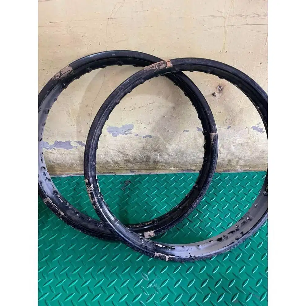 Velg Ring 17 D.I.D Sepasang Depan Belakang COPOTAN