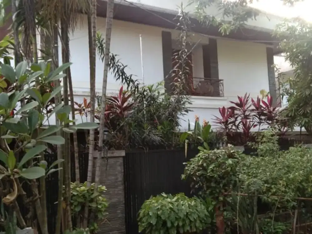 TERMURAH RUMAH DALAM KOMPLEKS DUKU PATRA KUNINGAN JAKSEL