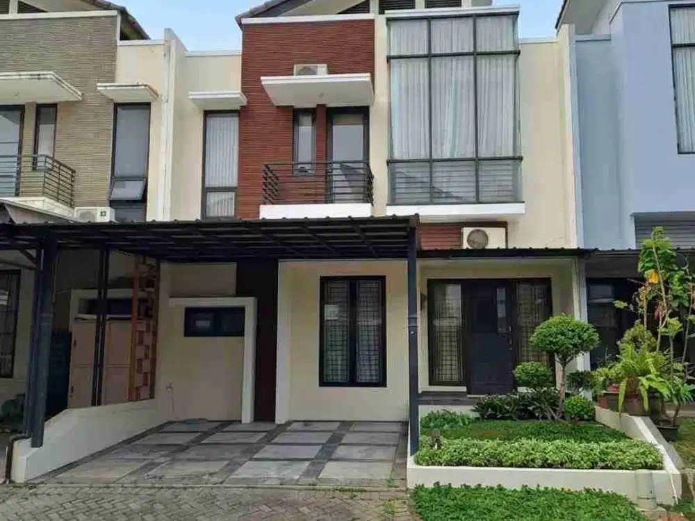 Rumah Mandiri Rapih halaman belakang luas Puspita Loka BSD city