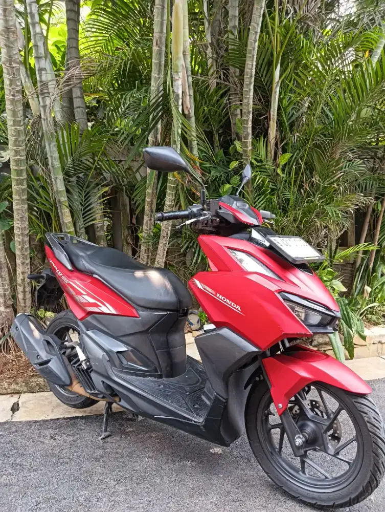 vario cbs 160 tahun 2023 B jakarta selatan