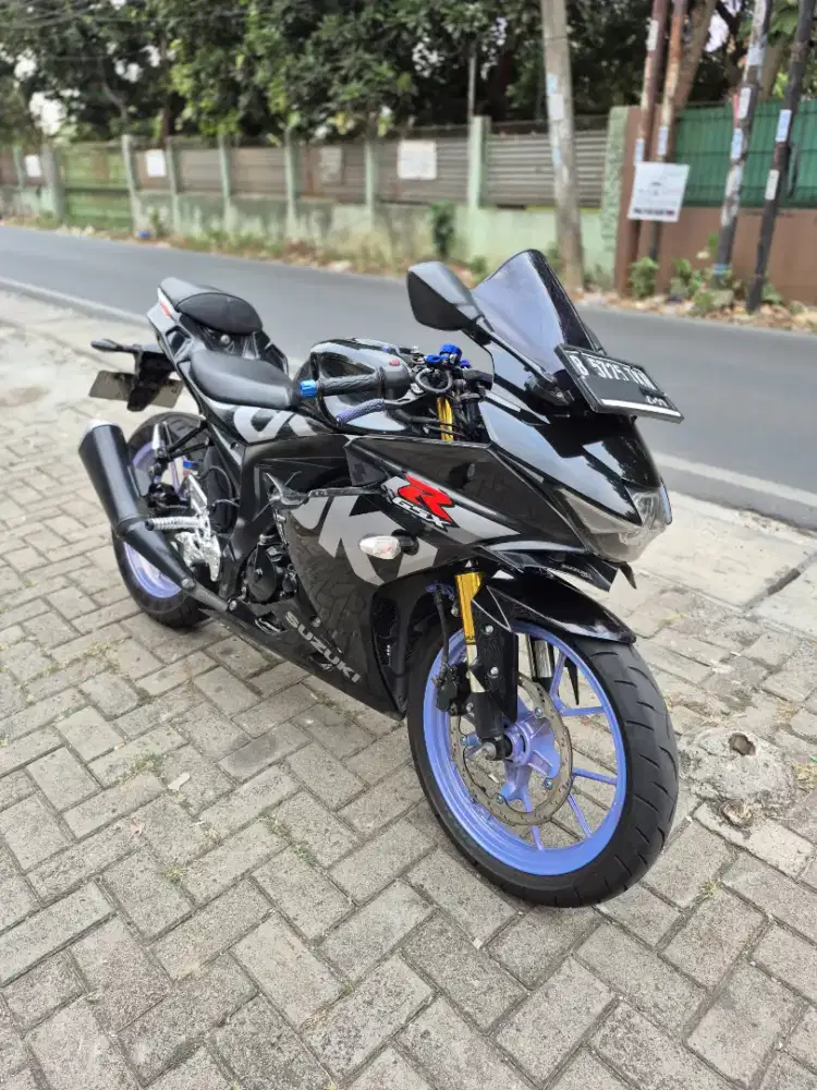 Dijual Suzuki GSX 150R tahun 2021 pajak hidup panjang