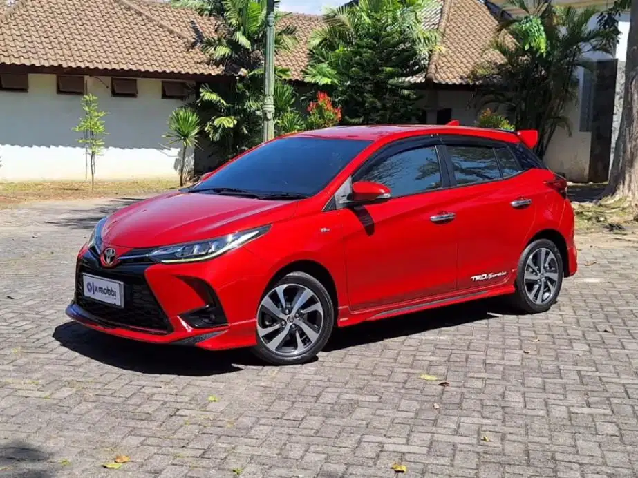 Pajak Panjang Toyota Yaris 1.5 TRD Sportivo Bensin-AT 2021 Merah AECB