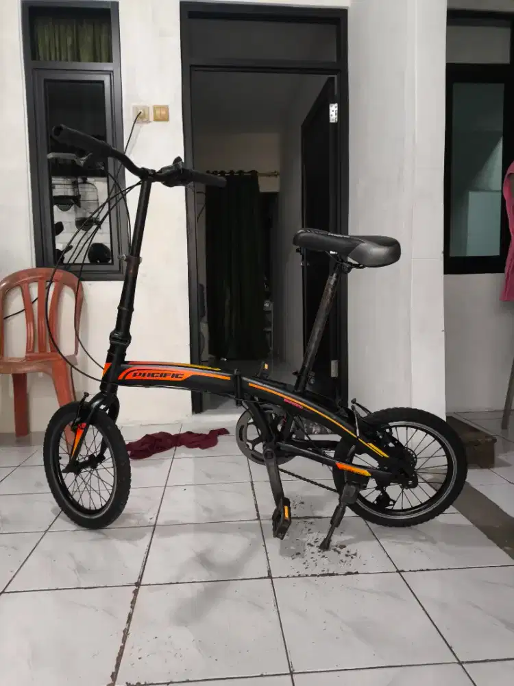 Sepeda lipat pacific 16