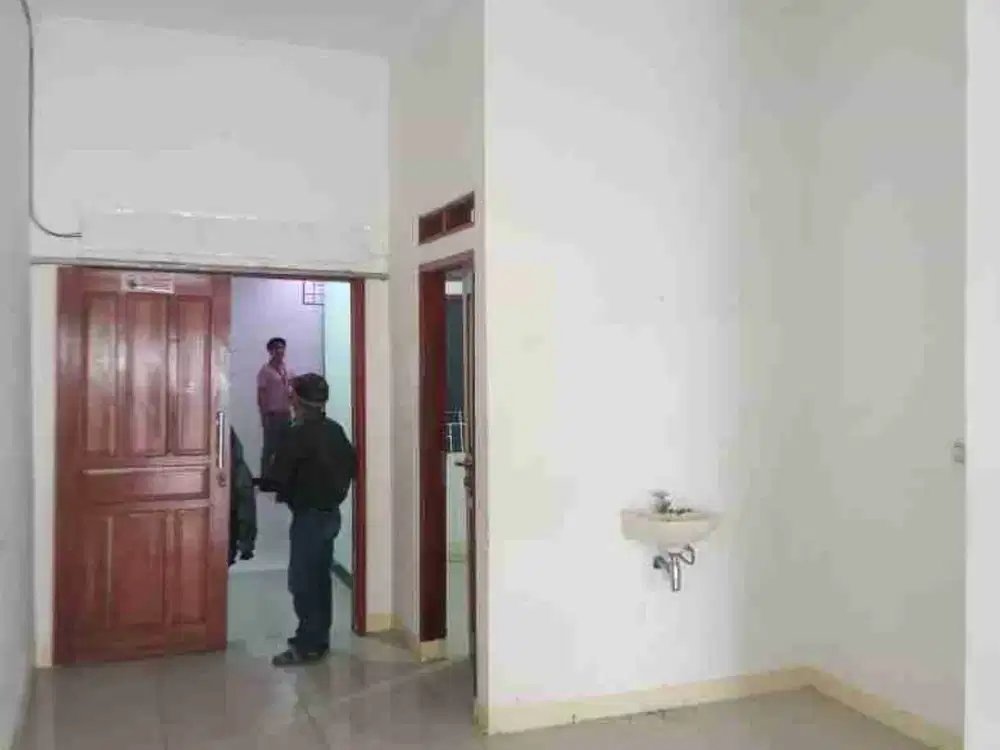 DISEWAKAN RUMAH HARGA 37JT/THN CISARANTEN KULON