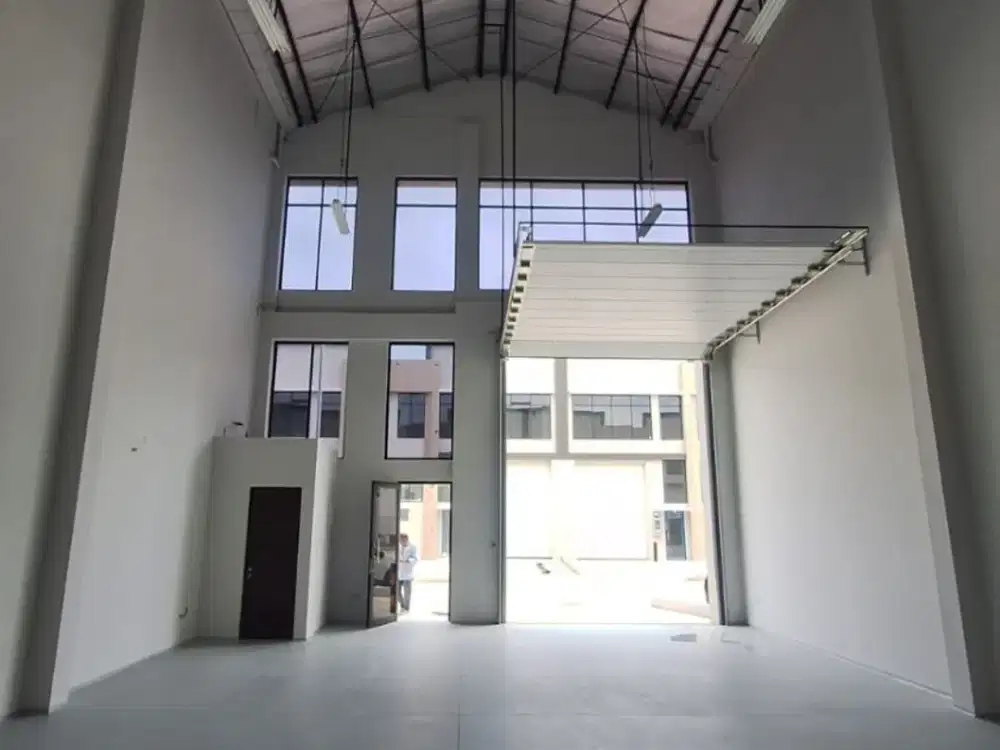 DISEWAKAN GUDANG BIZPARK PIK 2 UK 9X20 GUDANG ONLY, 2 UNIT GANDENG BISA SATUAN